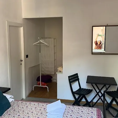 リゼッタ ルーム ゲストハウス